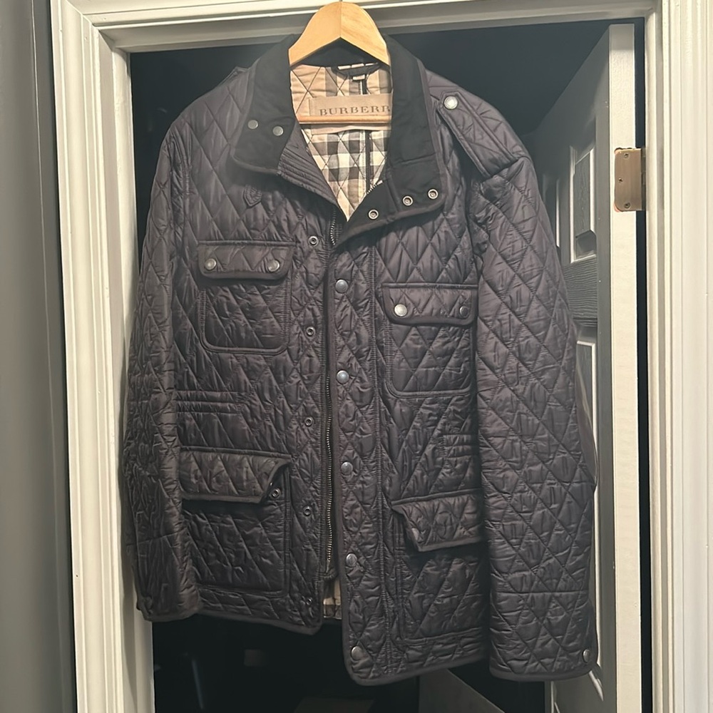 Men’s Burberry Jacket size 2X Color: matte black great condition!